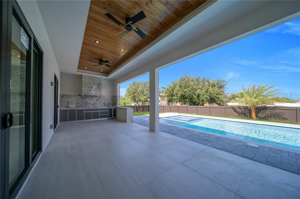 2421 N SANTA BARBARA BOULEVARD N, CAPE CORAL, FL — photo 5 of 30