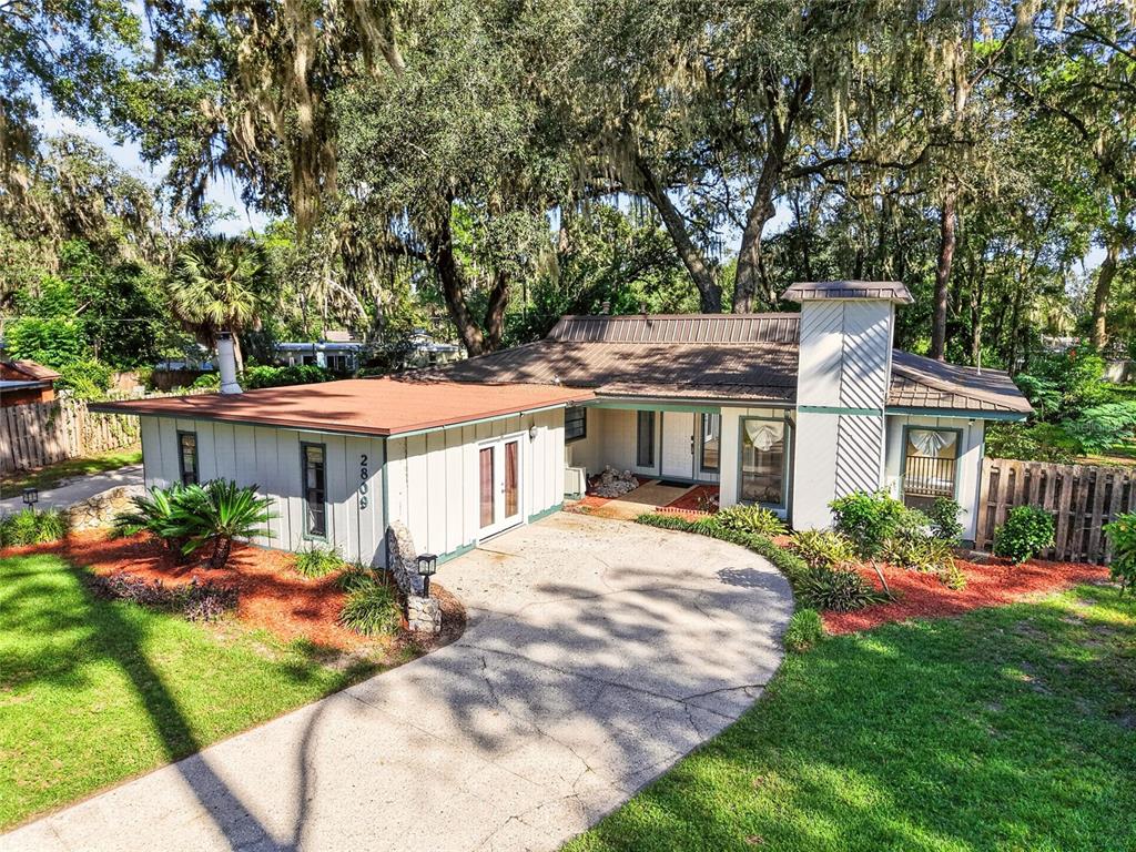 2809 NW 35TH PLACE, GAINESVILLE, FL — photo 2 of 30