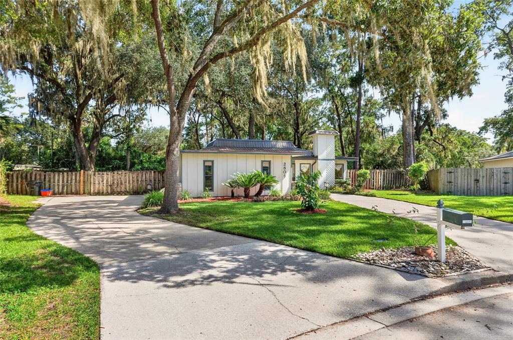 2809 NW 35TH PLACE, GAINESVILLE, FL — photo 4 of 30
