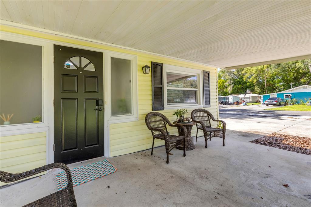 1402 E VOORHIS AVENUE, DELAND, FL — photo 4 of 30