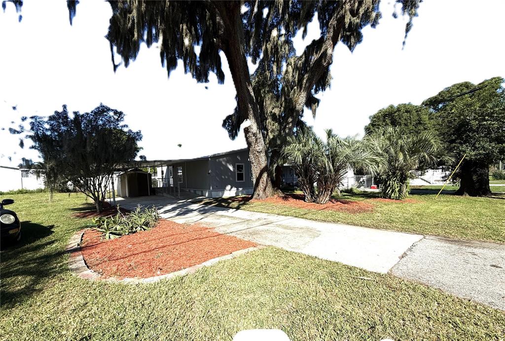 5111 HILL DRIVE, ZEPHYRHILLS, FL — photo 2 of 27