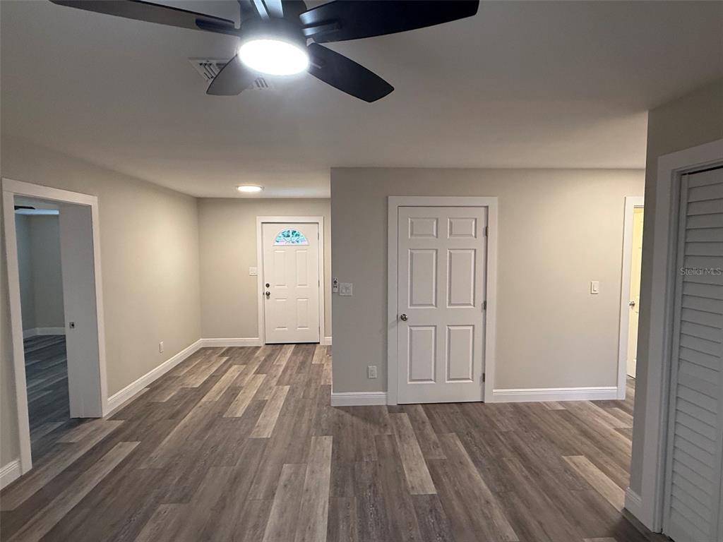 8126 CASTINANGO STREET, ORLANDO, FL — photo 5 of 30