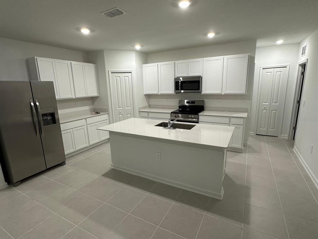 3554 KIMBROUGH DRIVE, LAKE WALES, FL — photo 5 of 16