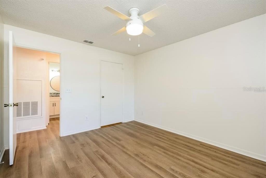 1055 S HIAWASSEE ROAD UNIT 2014, ORLANDO, FL — photo 4 of 17