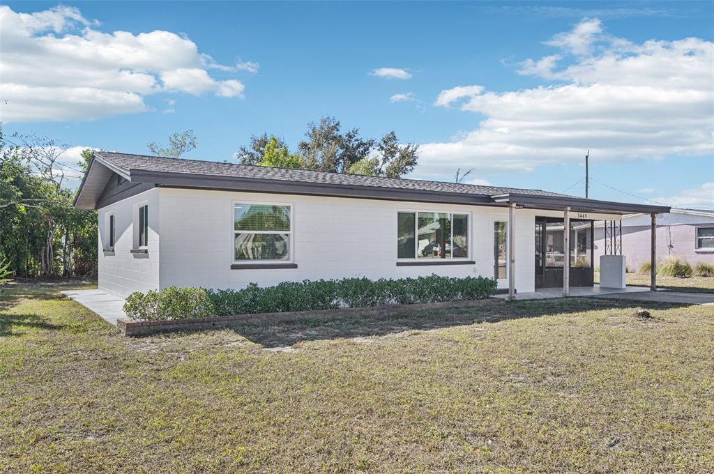 1445 SAINT CLAIR ROAD