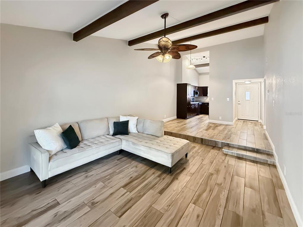 732 E MICHIGAN STREET UNIT 112, ORLANDO, FL — photo 4 of 42