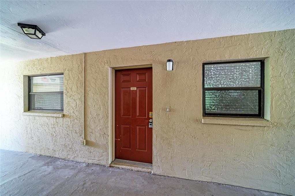 7237 CLOISTER DRIVE UNIT 207, SARASOTA, FL — photo 4 of 23
