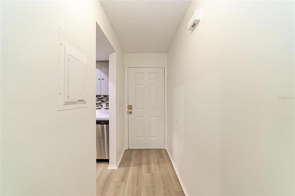 7237 CLOISTER DRIVE UNIT 207, SARASOTA, FL — photo 5 of 23
