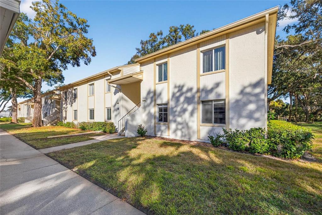 219 PALMETTO COURT UNIT 219