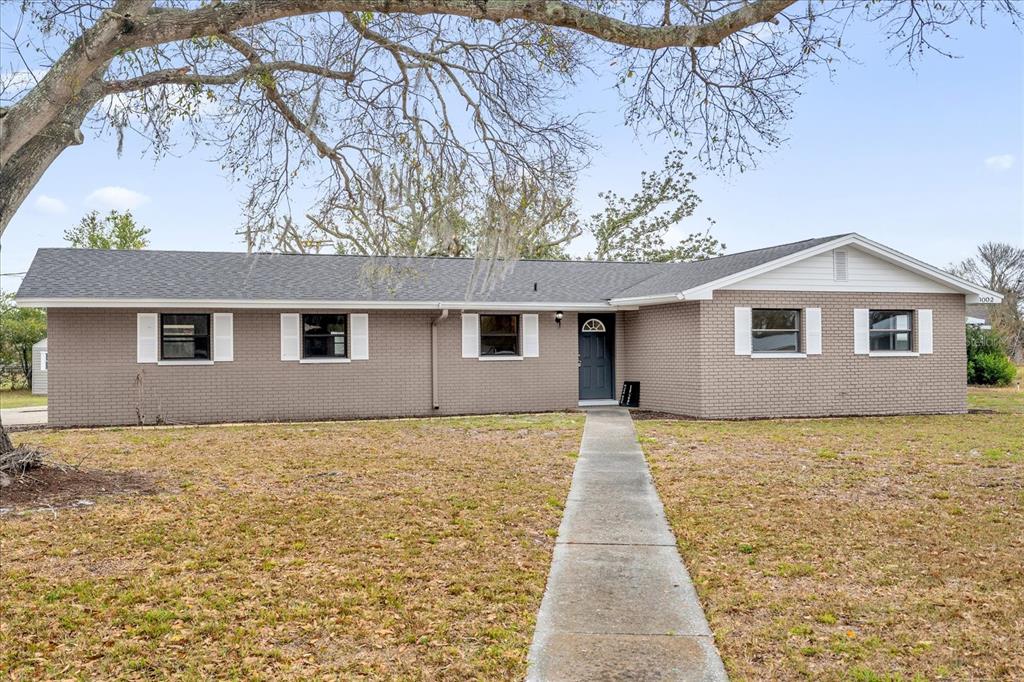 1002 SPIRIT LAKE ROAD