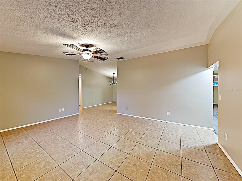 508 CEDAR GROVE DRIVE, BRANDON, FL — photo 4 of 15
