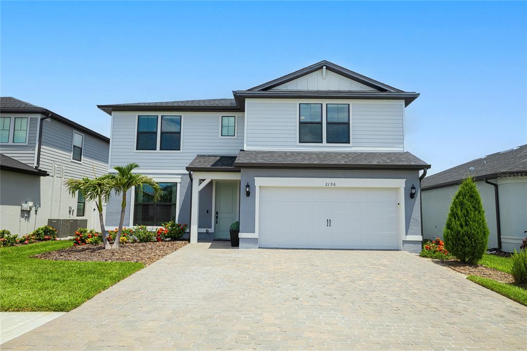 2196 LAURIFOLIA COURT