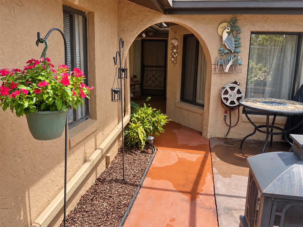 505 CLUBHOUSE DRIVE, LAKE WALES, FL — photo 2 of 19