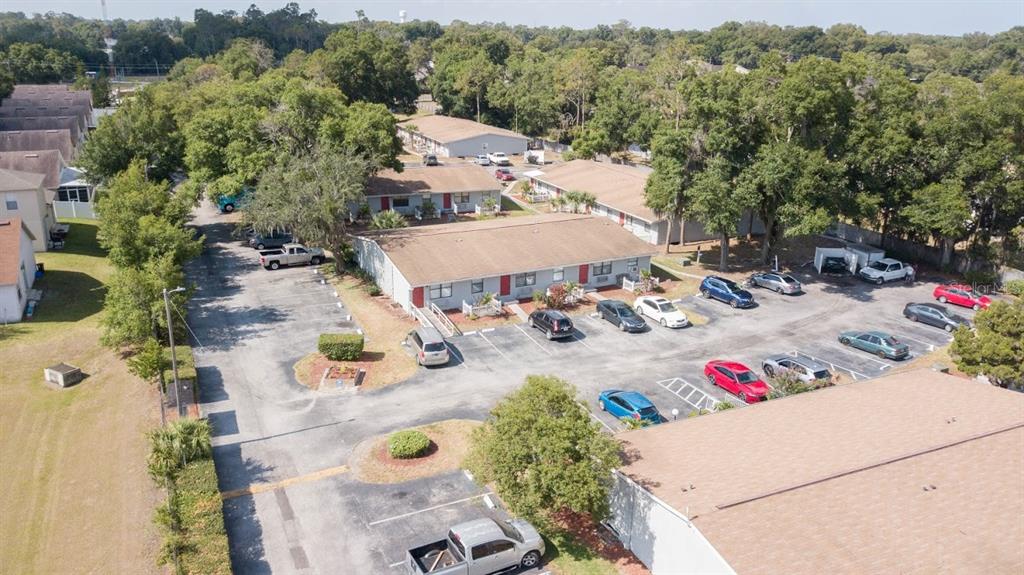 1400 STRAWBERRY PLACE UNIT 34, PLANT CITY, FL — photo 2 of 10