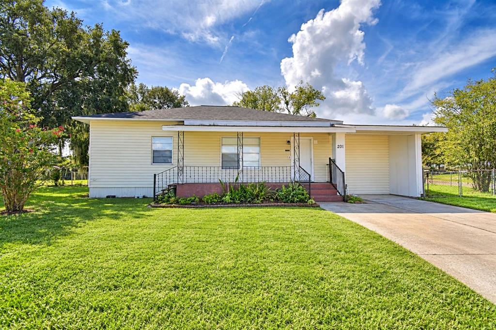 201 LAKE DALE DRIVE, AUBURNDALE, FL — photo 2 of 30