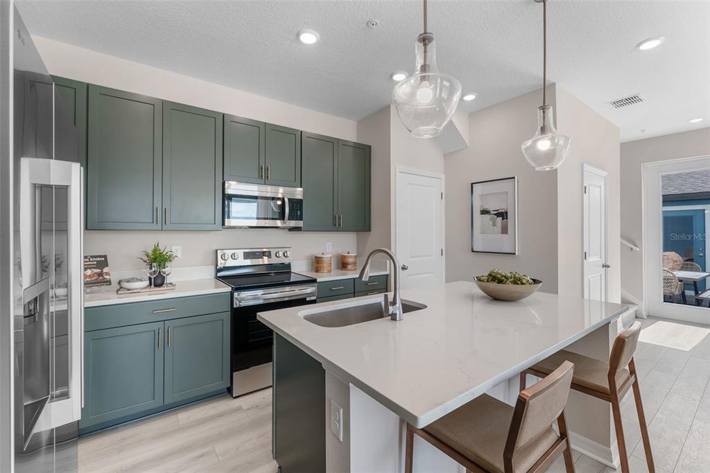 726 BLISSFUL GARDENS WAY, APOPKA, FL — photo 4 of 24