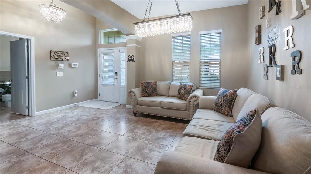151 BRIDGER TRAIL COURT, MINNEOLA, FL — photo 2 of 29