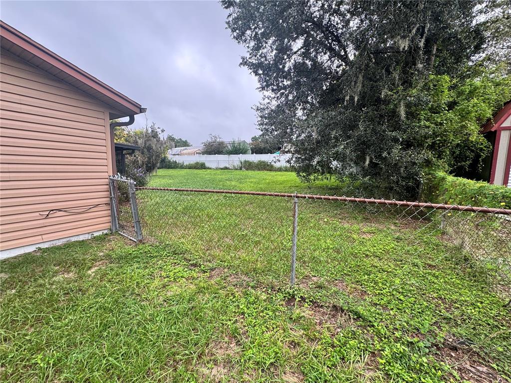 7415 HIGHLAND GROVE DRIVE, LAKELAND, FL — photo 3 of 19