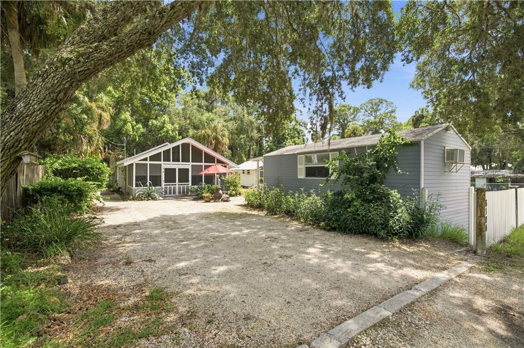 6104 Riverside DRIVE, YANKEETOWN, FL — photo 3 of 30
