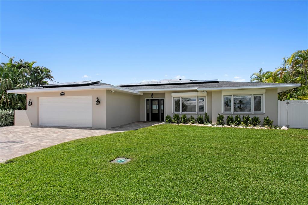 7989 CAUSEWAY BOULEVARD N, ST PETERSBURG, FL — photo 2 of 30