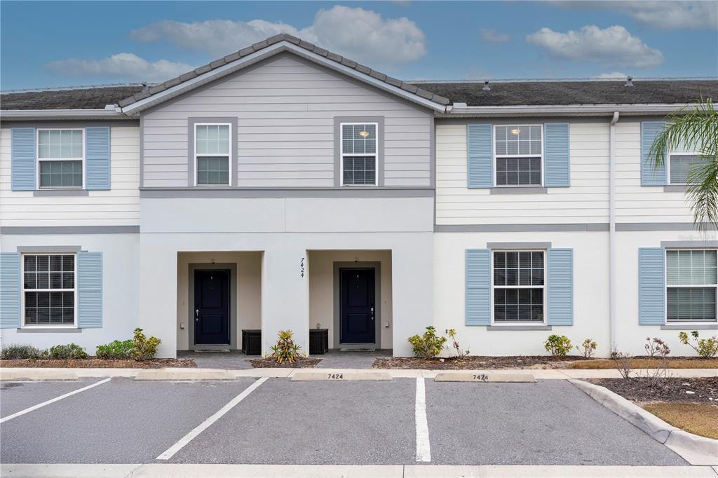 7424 OAKMOSS LOOP