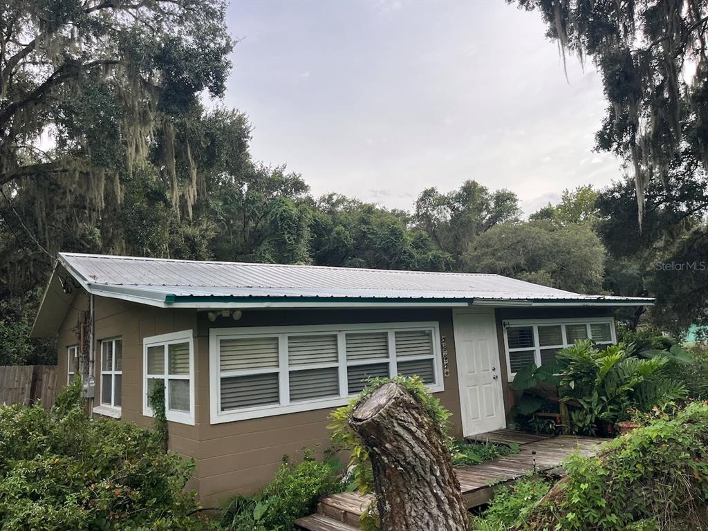 2952 W CYPRESS DRIVE