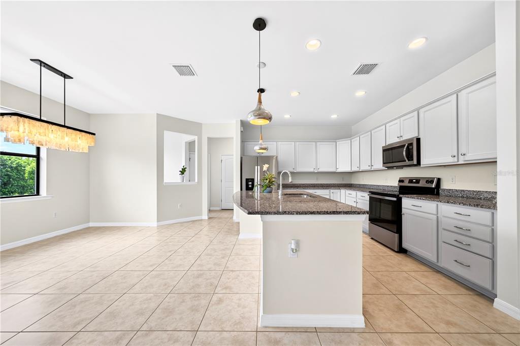 4398 BATTLECREEK WAY, AVE MARIA, FL — photo 3 of 17