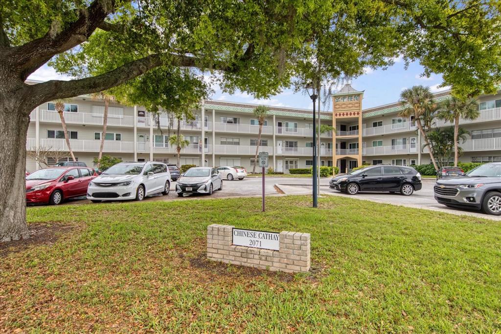 2071 AUSTRALIA WAY W UNIT 37