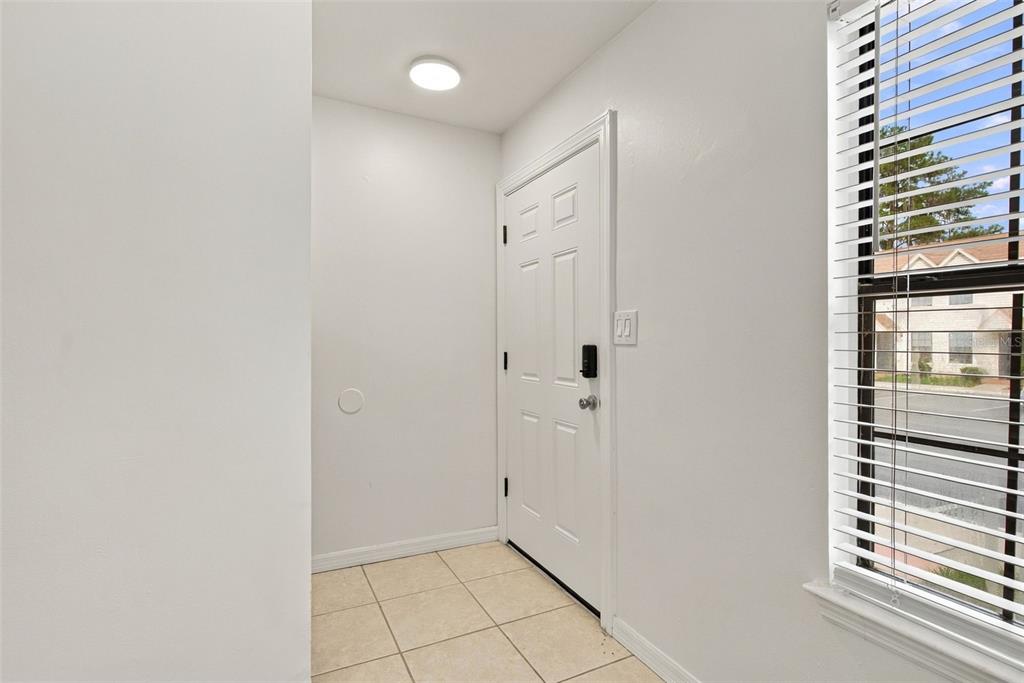 2302 MAKI ROAD UNIT 37, PLANT CITY, FL — photo 5 of 24