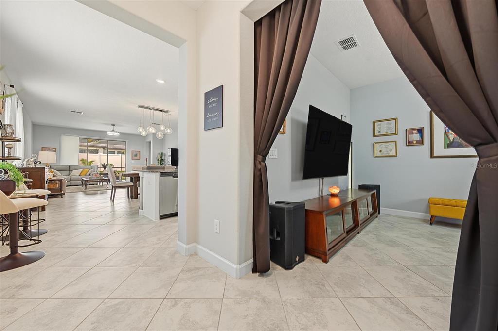 31826 CABANA RYE AVENUE, SAN ANTONIO, FL — photo 3 of 30
