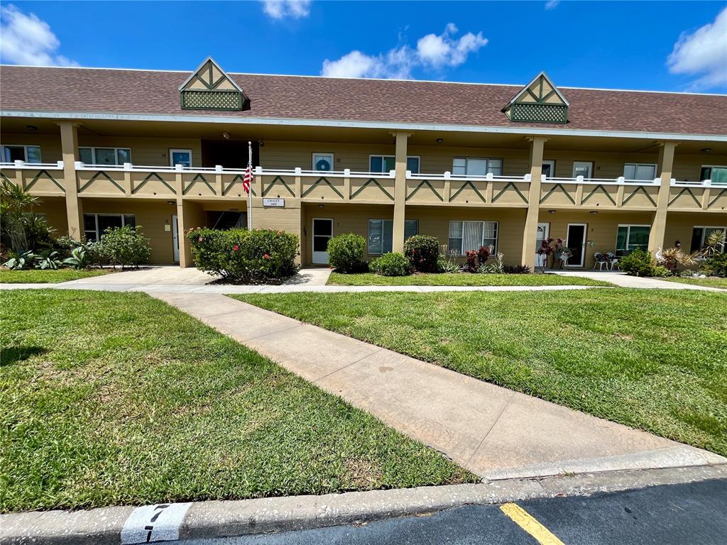 2000 WORLD PARKWAY BOULEVARD UNIT 7, CLEARWATER, FL — photo 2 of 30