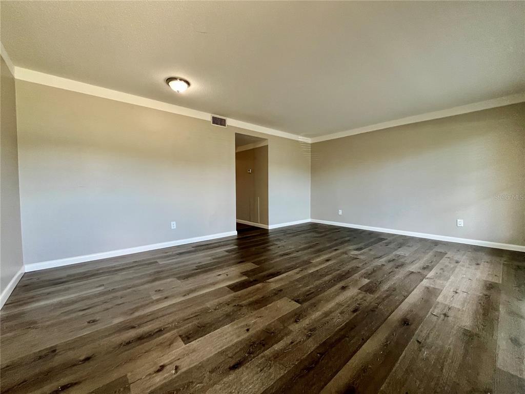 2000 WORLD PARKWAY BOULEVARD UNIT 7, CLEARWATER, FL — photo 5 of 30
