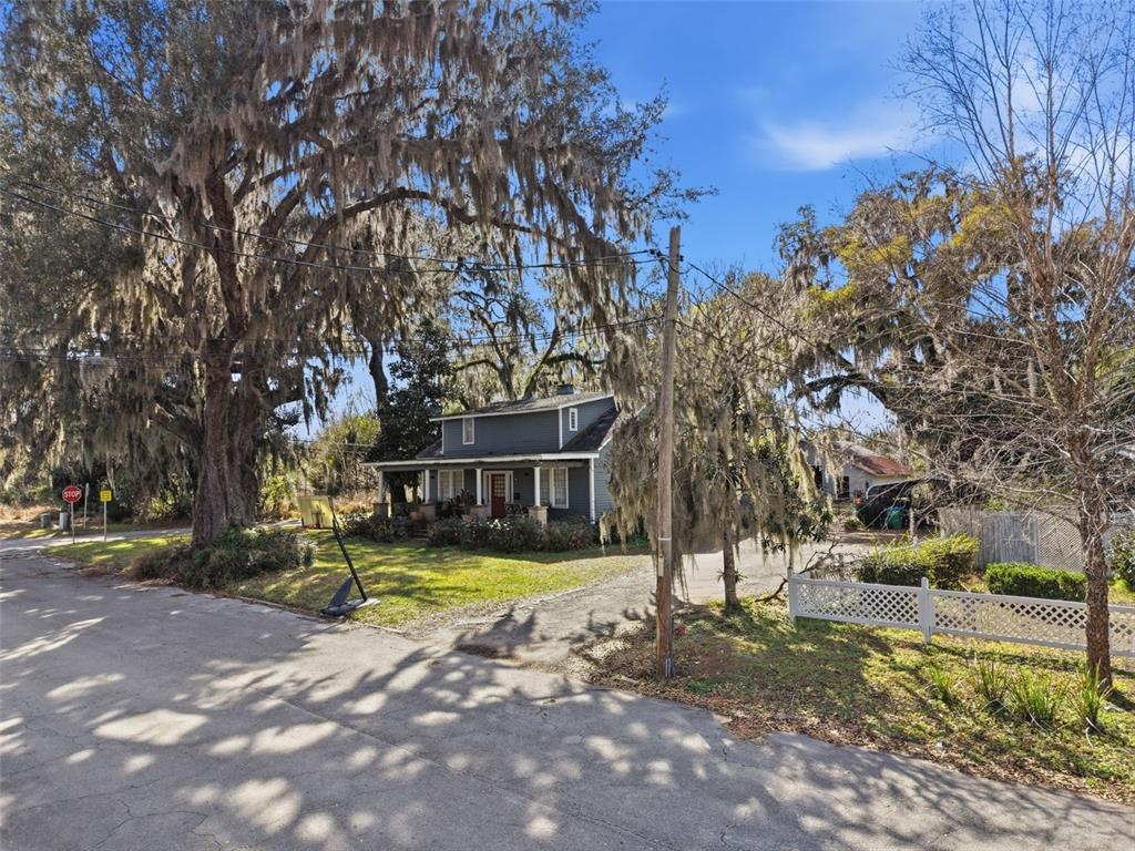 420 PINE STREET, CRESCENT CITY, FL — photo 4 of 30