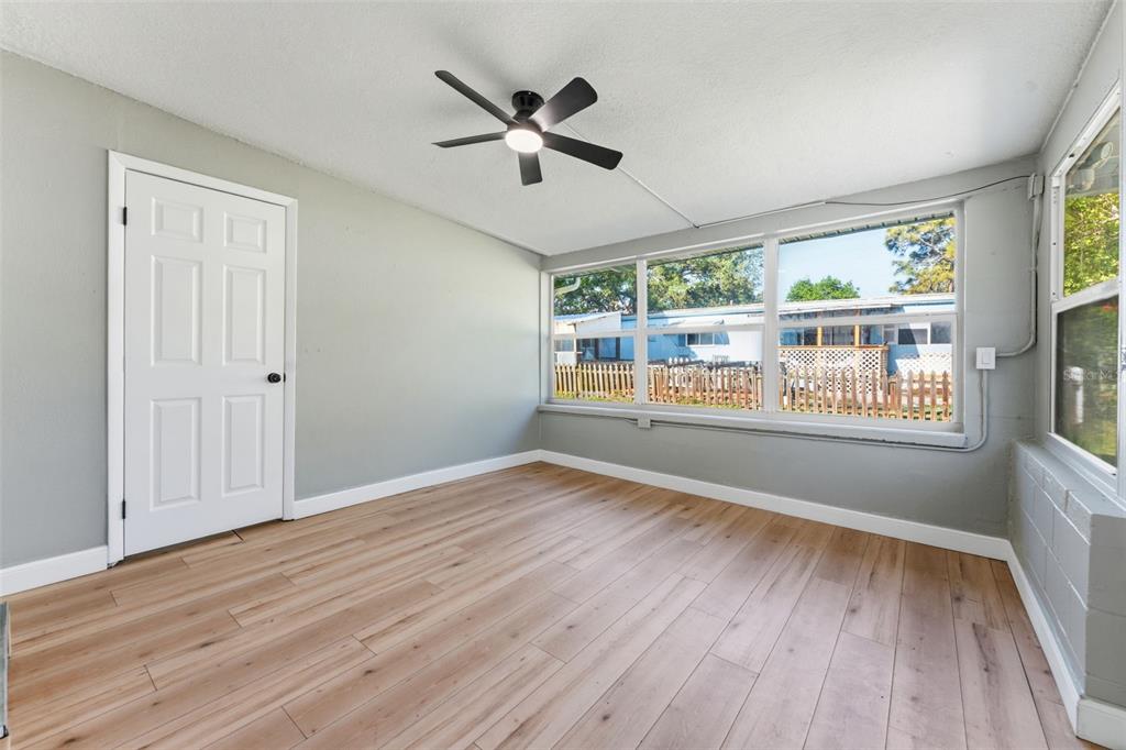 2521 HIGHLAND ACRES DR, CLEARWATER, FL — photo 4 of 27