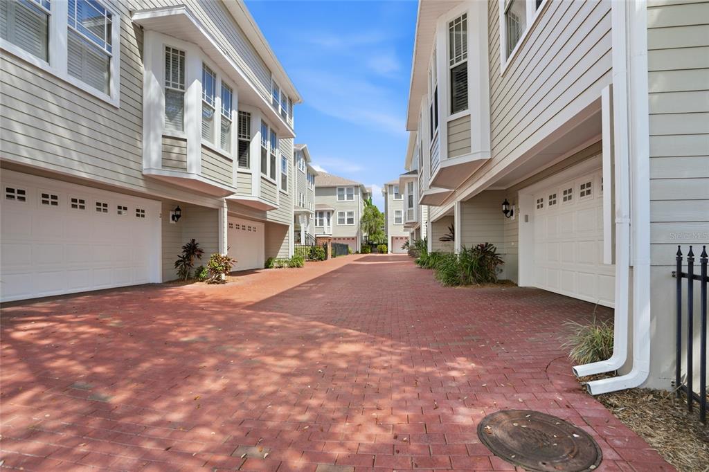 3315 W DE LEON STREET UNIT 18