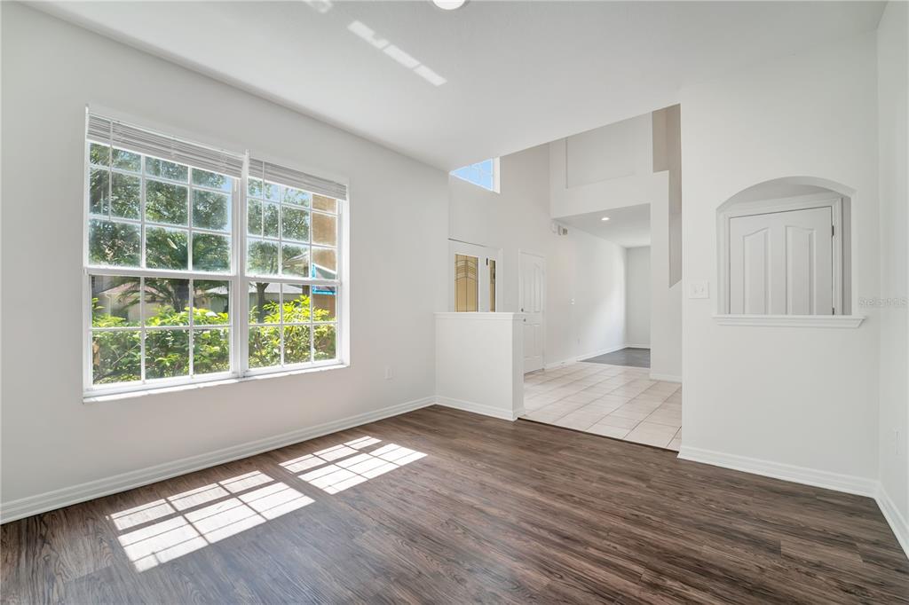 8218 CANARY CANYON WAY, TAMPA, FL — photo 4 of 30