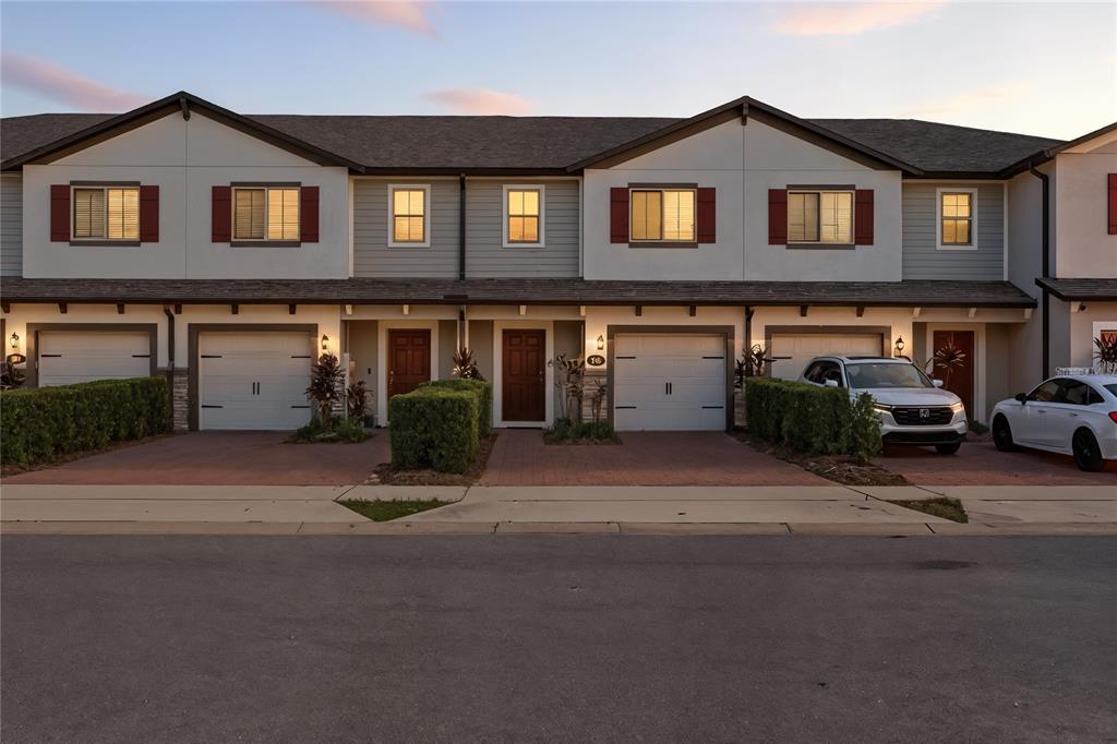 242 CEDAR BARK LANE