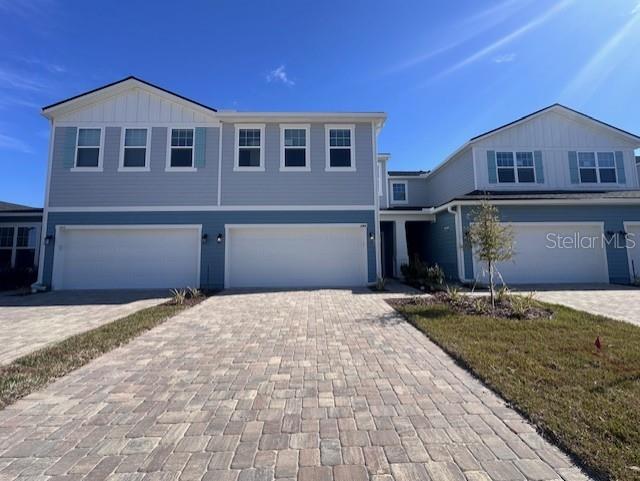 376 WOODS LANE