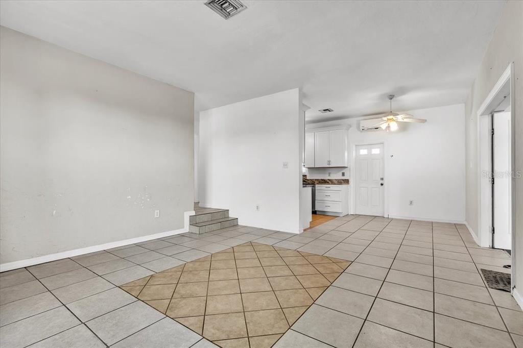 22127 FELTON AVENUE, PORT CHARLOTTE, FL — photo 4 of 30