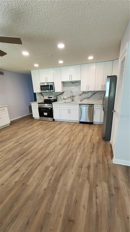 2229 AMERICUS BOULEVARD W UNIT 7, CLEARWATER, FL — photo 4 of 17