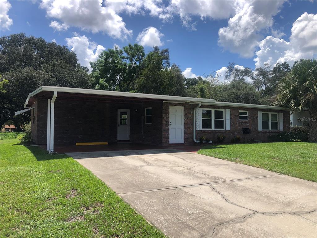 8 MOONLIGHT LANE, WINTER HAVEN, FL — photo 3 of 13