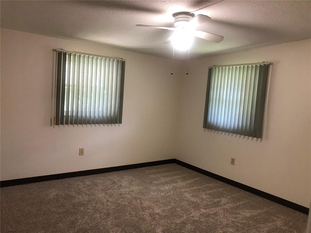 8 MOONLIGHT LANE, WINTER HAVEN, FL — photo 5 of 13