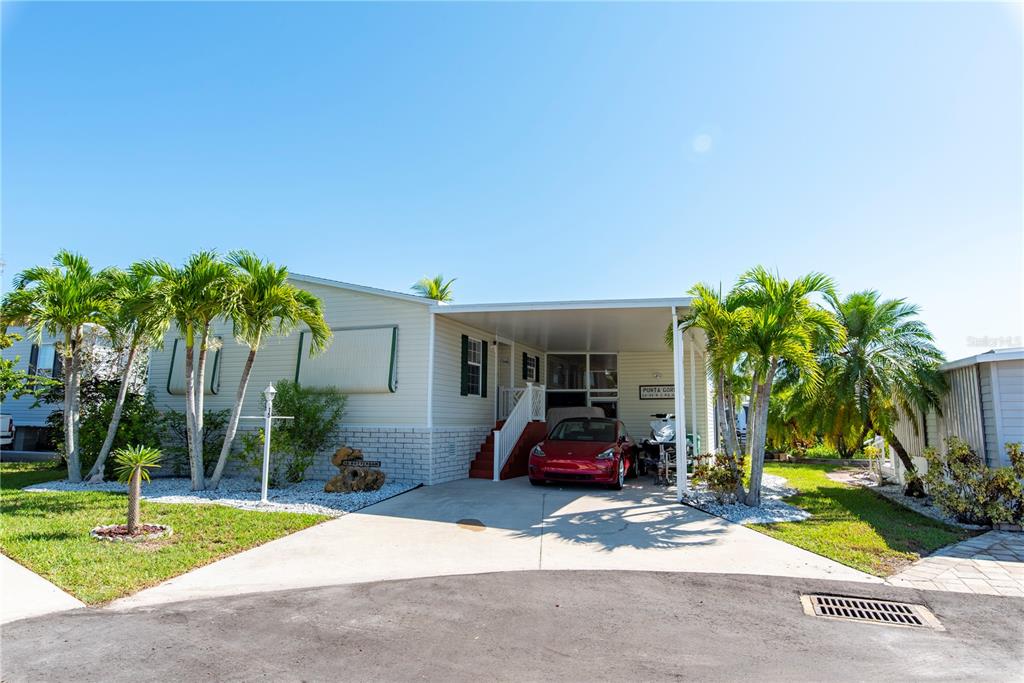 15 ROTTERDAM DRIVE