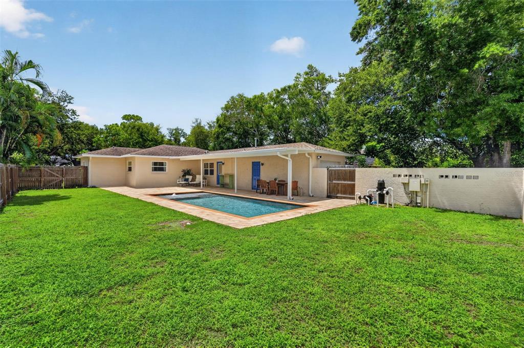 6505 1ST AVENUE N, ST PETERSBURG, FL — photo 4 of 54