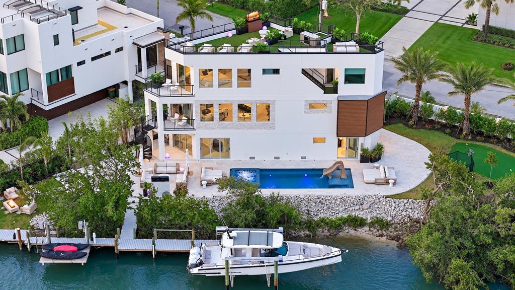 1406 TANGIER WAY, SARASOTA, FL — photo 4 of 30
