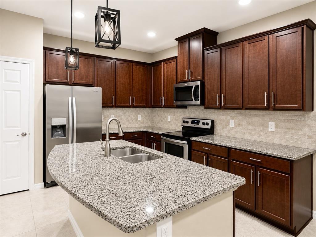 1104 CORAL LANE, DUNEDIN, FL — photo 5 of 26