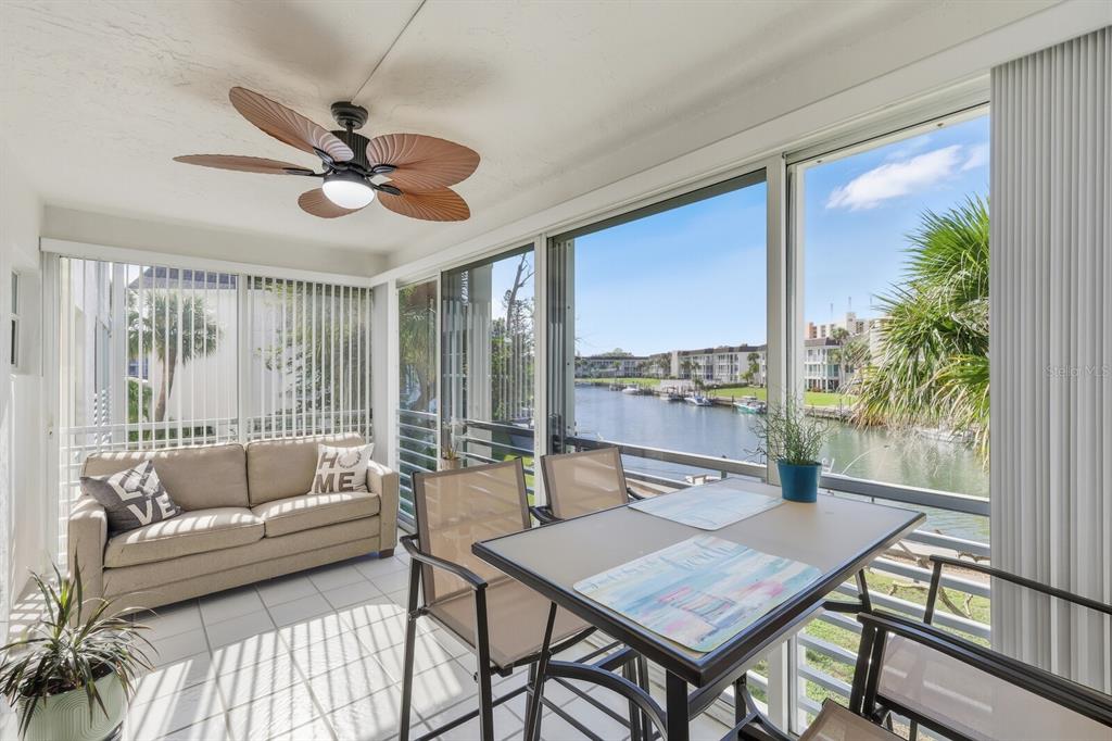 4380 EXETER DRIVE UNIT H202