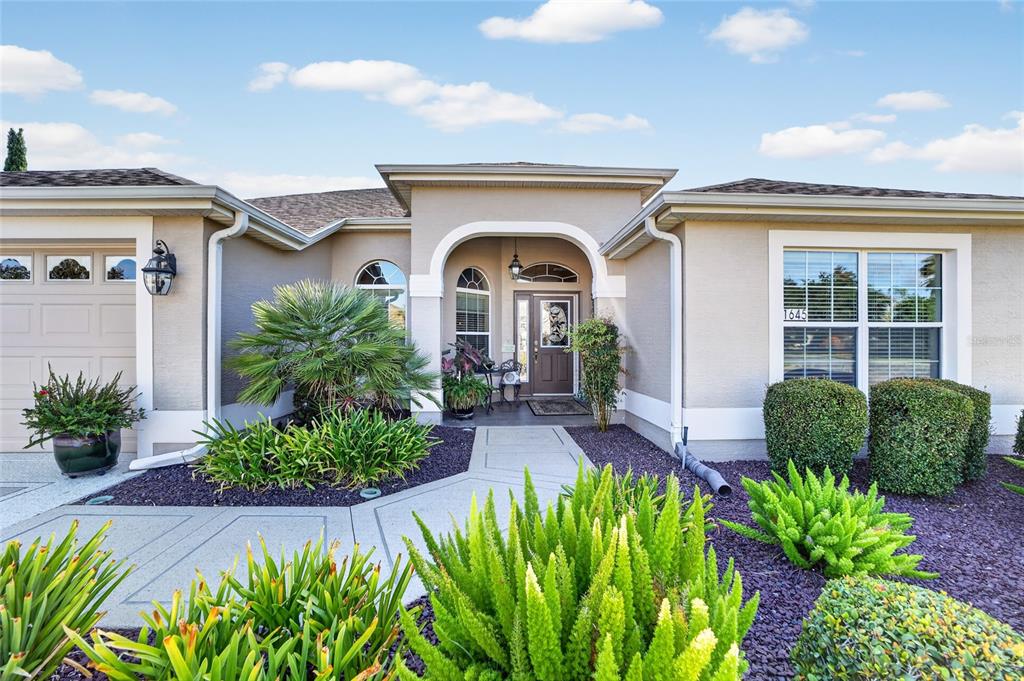 1645 HOLLOW BRANCH WAY, THE VILLAGES, FL — photo 5 of 48