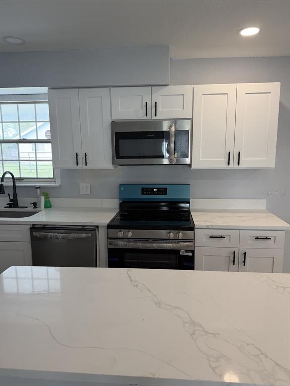 413 S DEERWOOD AVENUE, ORLANDO, FL — photo 3 of 5