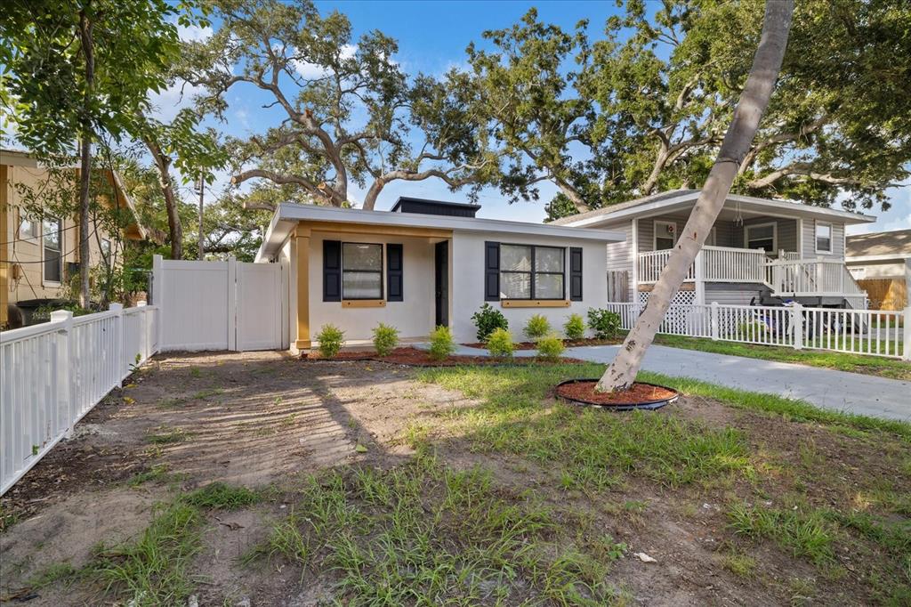 1134 ENGMAN STREET, CLEARWATER, FL — photo 2 of 28